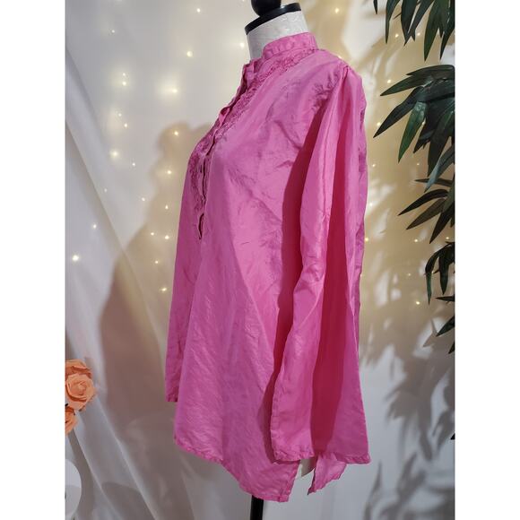Chicos 100% Silk Shell Button Embroidered Blouse Womens Size 2 US L 12 Pink Top - Picture 2 of 11